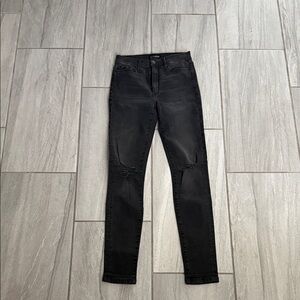 Black Orchid Black Skinny Distressed Jeans